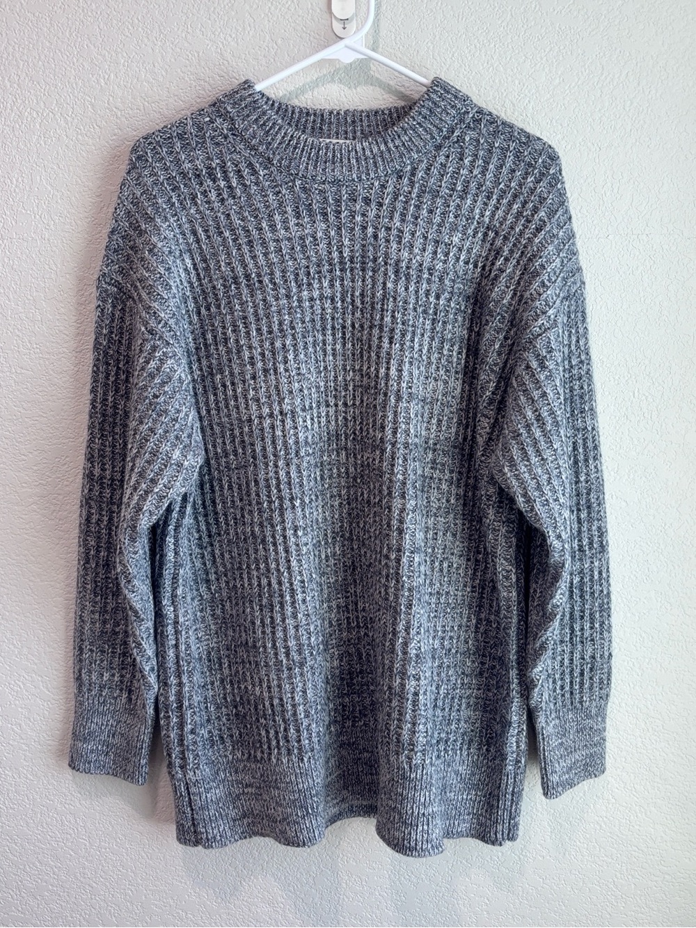 Aritzia Wilfred Wool Oversized Gray Blue Crew Neck Sweater 100% Wool Size XS